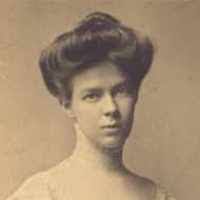 Alice Prentice's Instagram, Twitter & Facebook