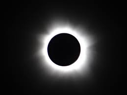 Posted by admin on october 22, 2018 if you don't find the exact resolution you are looking for, then go for original or higher resolution which may fits perfect to your desktop. Total Solar Eclipse Wallpapers Top Free Total Solar Eclipse Backgrounds Wallpaperaccess