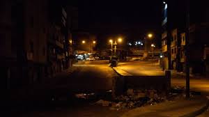Los niños aprobechan para jugar en la calle mientras la abren ojala y la pudieran cerrar una vez a la semana para que jueguen ya que en esta calle ay. Una Noche De Fiesta En Petare El Barrio Popular Mas Grande De Venezuela Bbc News Mundo