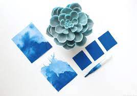 Pantone Classic Blue Als Wandfarbe Oder Lack Online Bestellen Auf Www Kolorat De Kolorat Wandfarben Trendfarben 2020 Classicblue In 2020 Pantone Farben Wandfarbe