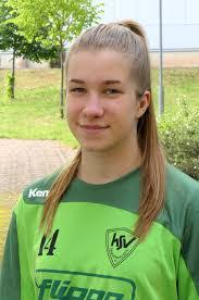 Carla Thiele's Instagram, Twitter & Facebook