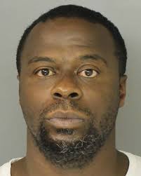 Police arrest 4 in a simultaneous drug raid at four locations last week