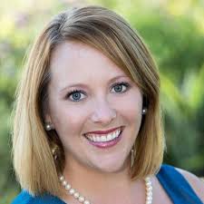 April Hinton (@asblais)