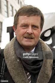 120 Frank Ulrich Montgomery Stock Photos, High-Res Pictures, and Images