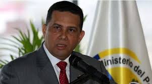 Adrian Fagundo (@AdrianFagundo)