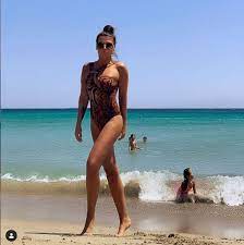 Νίνα λότσαρη mylos thessaloniki πληροφορίες:….>>> θεσσαλονικη μπουζουκια live συναυλίες ιανουάριο 2019. Entypwsiazei H Nina Lotsarh Sthn Paro Fwto