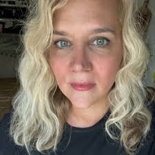 Genevieve Sutton (@_Genevieveee_)