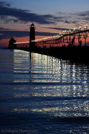 Pier Grand Haven Mi Grand Haven Vacation Trips Beautiful Lighthouse