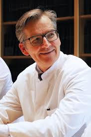 Interview Zum Kooperationsstart Mit Der Augenklinik Des Lmu Klinikums In Der Gewebespende Und Hornhautaufbereitung Deutsche Gesellschaft Fur Gewebetransplantation