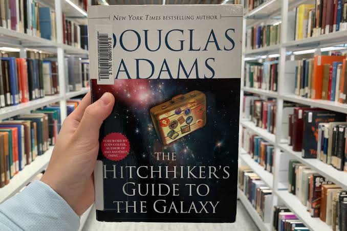 The Hitchhiker's Guide to the Galaxy is a must-read for all sci-fi fans –  The Varsity