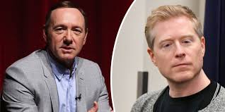 Quấy rối tình dục và cái nhìn nghiêm túc về nạn nhân nam