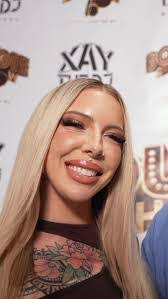 Cassidy Costello's Instagram, Twitter & Facebook