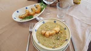 Le ricette ricette con pomodori ricette con sughi e salse di pomodoro ricette con salsa rubra ricette con piselli ricette con lenticchie ricette con fagioli ricette con i ceci ricette con legumi e cereali misti videoricette. Zuppetta Di Cereali E Legumi Con Baccala Fritto Mangiaebevi