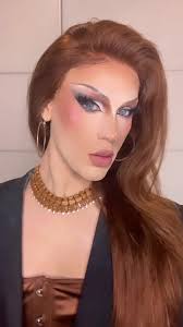 Its the split second of crazy hat hair for me 💇🏼‍♀️💕✨ #dragqueen #drag  #ausdrag #dragracedownunder #dragcomedy #transformation #dragtransformation  #makeup