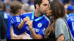 Cesc Fábregas anuncia que será padre por tercera vez