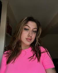 this guy is impossible to take pics with