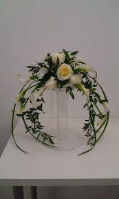 44 Ideas Wedding Bouquets Calla Lily And Roses Pretty Flowers For 2019 Flower Arrangements Simple Church Flower Arrangements Creative Flower Arrangements