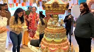 Anant Ambani Wife Radhika Merchant Grand Birthday Celebration In London Youtube Anant ambani is the youngest son of reliance industries chairman mukesh ambani. anant ambani wife radhika merchant grand birthday celebration in london