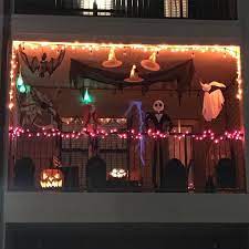 27 Gorgeous Halloween Ideas For Apartment Balcony This Year Halloween Party Decor Diy Halloween Patio Halloween House Decoration
