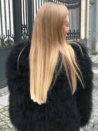 Go on to discover millions of awesome videos and pictures in thousands of other. D I C A S H E N E Honey Blonde Hair Hair Styles Blonde Hair Looks