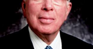 Luke McGuinness retires as Cadence Health CEO