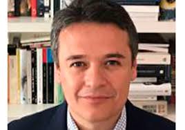 Ignacio Ramos, honoured as Knight of the Order of Academic Palms by the  French government