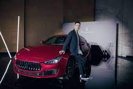 william chan maserati ghibli fenice event shenzhen nov 26 2020 cr w daily 20201126 陳偉霆出席瑪莎拉蒂新ghibli fenice限量版交車儀式 瑪莎拉蒂新g in 2020 maserati sports car sports