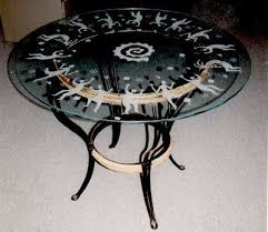 Custom Etched Glass Top Table This Is A Great Way To Transform A Plain Glass Table Top Into An Exciting P Glass Etching Glass Top Table Glass Etching Projects