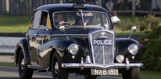 Black And White Police Car Uk Goodwood Road Racing Homepage Police Cars British Police Cars Cars Uk