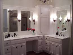 6 matresses, 2 toilets, 1 doble sink, 1 wooden armchair. Double Sink Corner Vanity Novocom Top