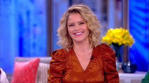 Abc news is your daily news outlet for breaking national and world news, video news, exclusive interviews and 24/7 live streaming coverage that will help you stay up to date on the events shaping. Sara Haines Returns To Co Host The View Abc News