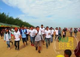 Anak sma joged hot banget sampe buka baju dan keliatan anu nya. Berita Terkait Pantai Caruban Berita Rembang Terbaru