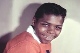 Mello-Moods The New York-based Mello-Moods are significant in the history  of teen vocal groups, coming together almost four years before Frankie  Lymon & the Teenagers, who were acclaimed as the one of