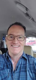 Sean Moyer's Instagram, Twitter & Facebook