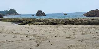 Pantai pasir putih lampung, eksotis karena pasirnya. Pesona Indah Pantai Marina Lampung Pasir Putih Berhias Batu Karang Miliki Goa Dan Ombak Yang Menawan Seputar Lampung