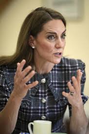 Kate Middleton Makes a Noticeable Change to Her $527,312 Ring Stack