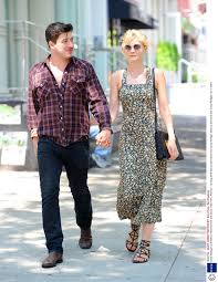 And carey mulligan and marcus mumford proved to be doting parents on friday, as they spent a day with daughter evelyn grace and their newborn in london. Carey Mulligan I Never Get Recognised