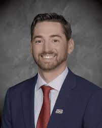 Saint John's taps alum as head baseball coach