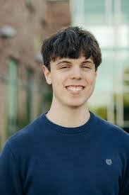 Devin Willis's Instagram, Twitter & Facebook