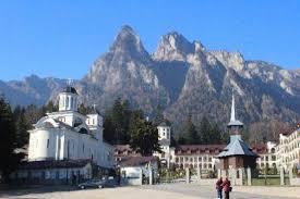 The road is in good condition, but be careful in winter because the road can get very slippery quickly. Rumanienurlaub Das Internet Reiseburo Fur Rumanien Fotos Busteni