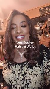 Vera Bradley Deco Daisy Wristlet