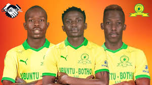 Mamelodi sundowns are looking for sibisi. Mamelodi Sundowns 3 New Signings Youtube