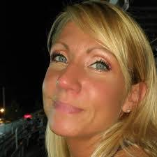 Darla Lambert's Instagram, Twitter & Facebook