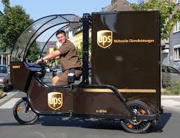 Ups Zusteller Steigt In Karlsruhe Aufs Rad Kep Zustellkonzepte Lastenrader Cargobikes Etc News Transport Die Zeitung Fur Den Guterverkehr Lkw Speditionen Fuhrpark Nutzfahrzeuge Verkehrspolitik Wirtschaft