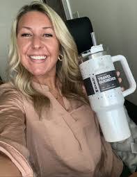 Veronica Defazio's Instagram, Twitter & Facebook