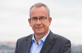 Stáváme se mozkem světového businessu