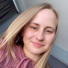 Wendy Marie's Instagram, Twitter & Facebook