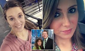 19 Kids and Counting's Jim Bob and Michelle Duggar BANNED Jill from helping  relative