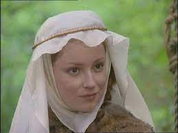History And Women Hair Styles Of The Medieval Period Medieval Hairstyles Medieval Medieval Clothing