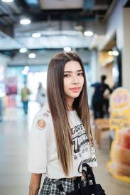 A longer hairstyle can be versatile. Hairstyles For Heart Shaped Faces 15 Ideas For Pinays